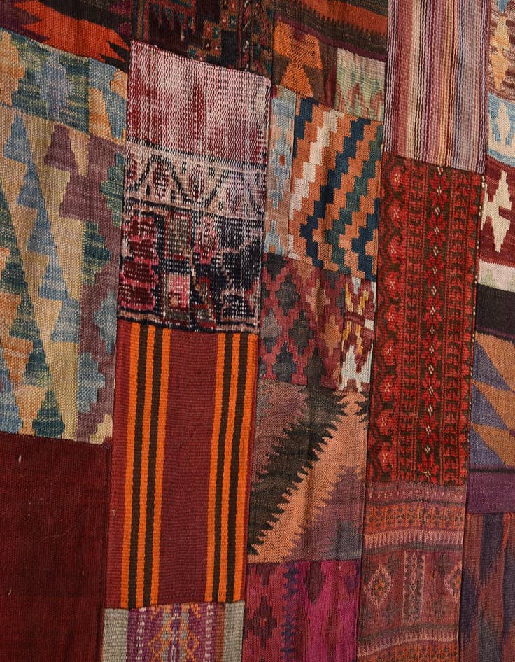Detail image of  4' x 6'  Hand Woven Kilim Patchwork Wool Rug