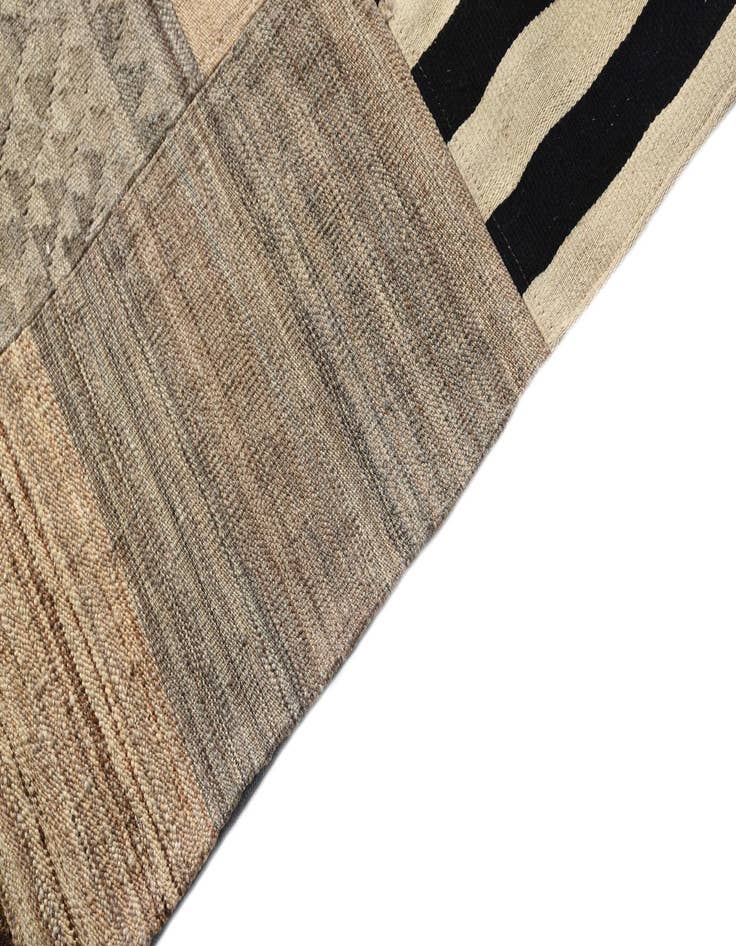 Detail image of  6' 6 x 9' 9  Hand Woven Kilim Patchwork Wool Rug