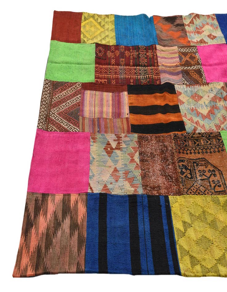 Detail image of  5' 5 x 7' 10  Hand Woven Kilim Patchwork Wool Rug