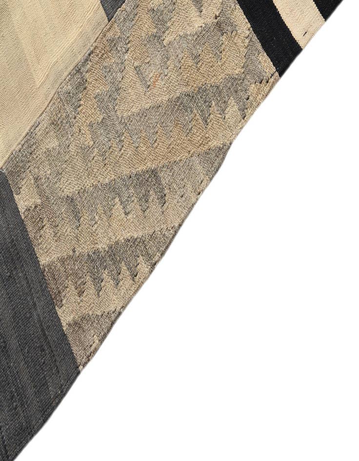 Detail image of  5' 5 x 7' 10  Hand Woven Kilim Patchwork Wool Rug