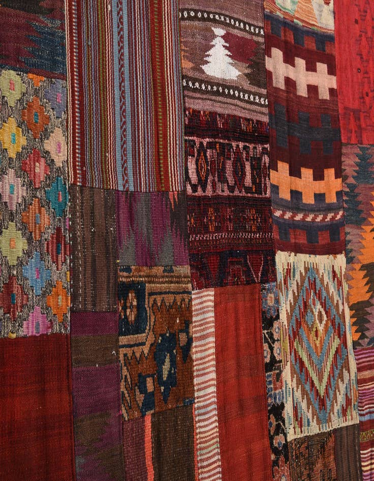 Detail image of  5' 6 x 8' 2  Hand Woven Kilim Patchwork Wool Rug