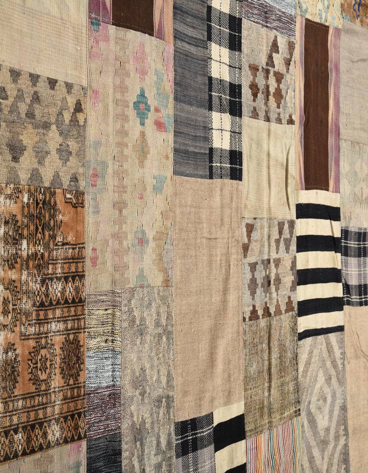 Detail image of  6' 8 x 9' 2  Hand Woven Kilim Patchwork Wool Rug