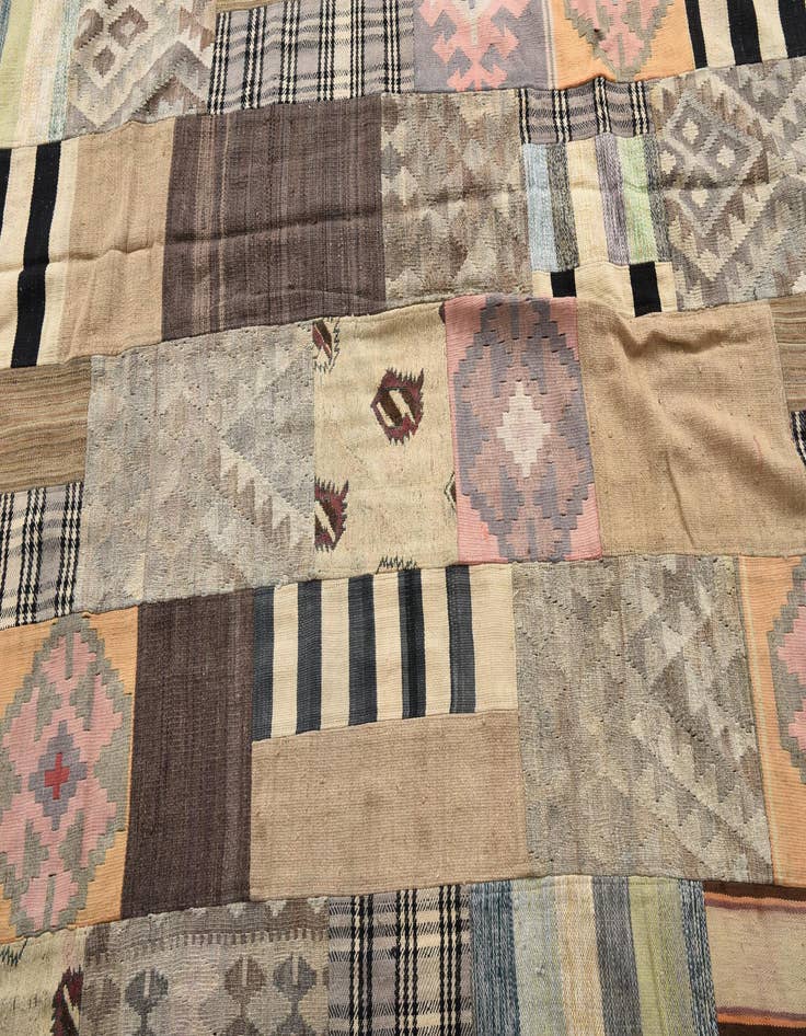 Detail image of  6' 6 x 9' 8  Hand Woven Kilim Patchwork Wool Rug