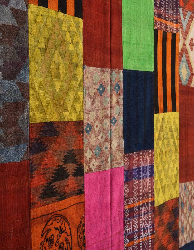 Detail image of  6' 7 x 9' 7  Hand Woven Kilim Patchwork Wool Rug