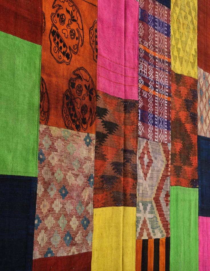 Detail image of  6' 7 x 9' 7  Hand Woven Kilim Patchwork Wool Rug