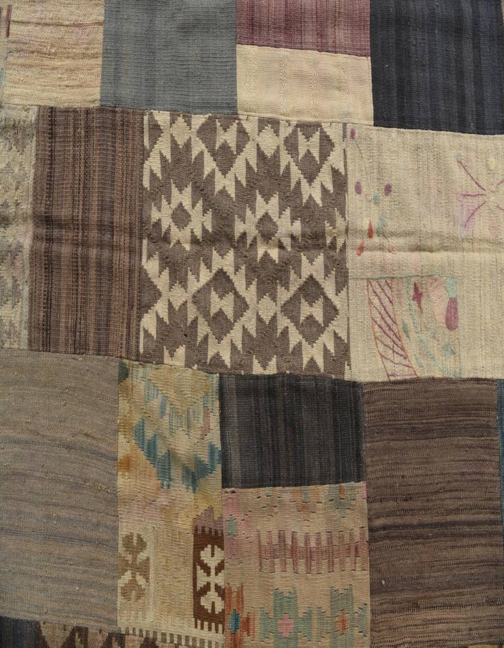 Detail image of  6' x 8'  Hand Woven Kilim Patchwork Wool Rug