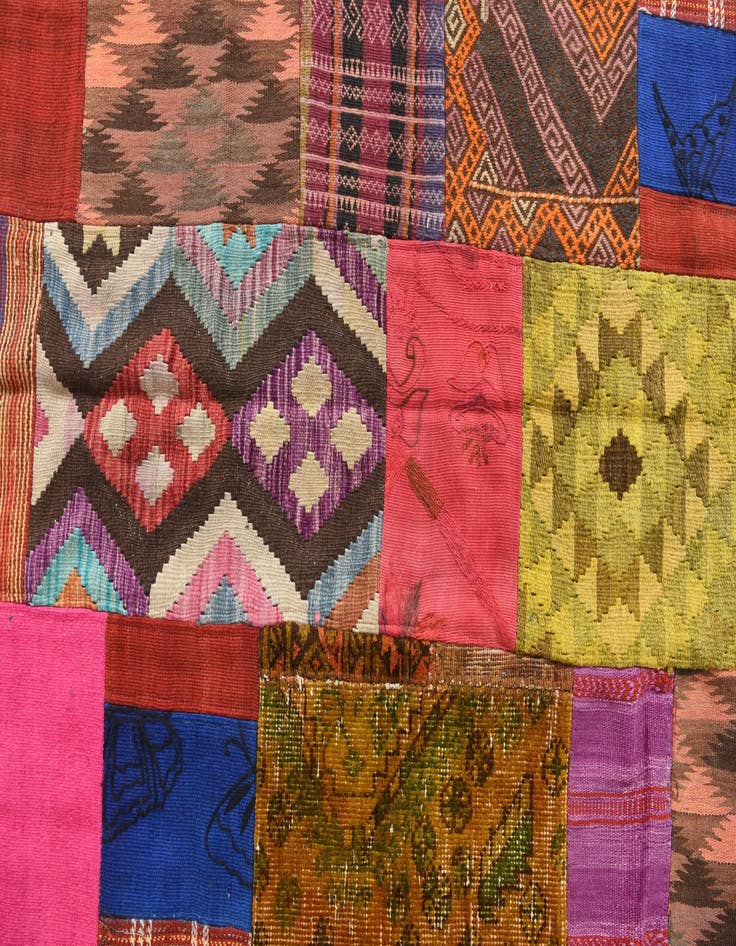 Detail image of  5' 5 x 7' 10  Hand Woven Kilim Patchwork Wool Rug