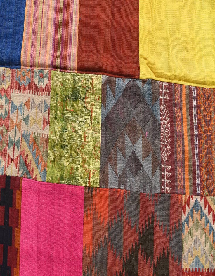Detail image of  6' 8 x 9' 10  Hand Woven Kilim Patchwork Wool Rug
