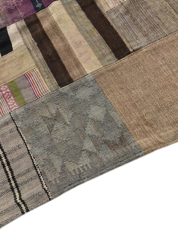 Detail image of  6' 7 x 9' 10  Hand Woven Kilim Patchwork Wool Rug