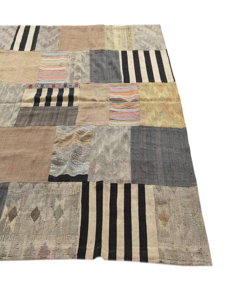 Detail image of  5' 5 x 7' 10  Hand Woven Kilim Patchwork Wool Rug