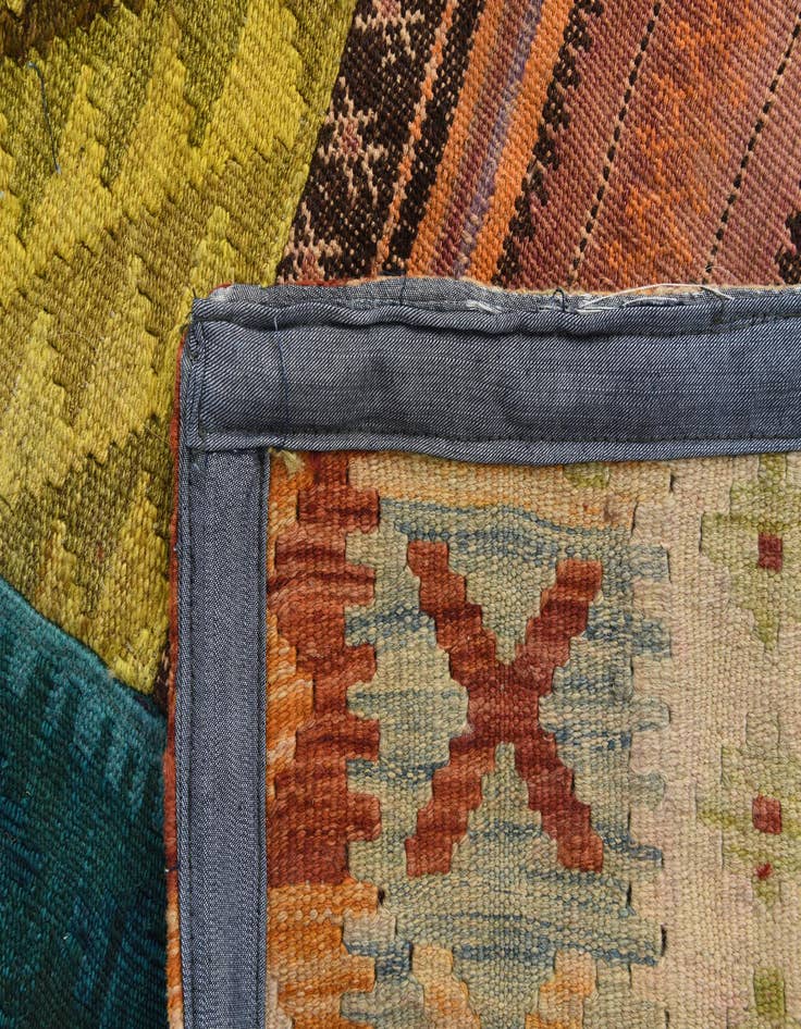 Detail image of  6' 8 x 9' 10  Hand Woven Kilim Patchwork Wool Rug