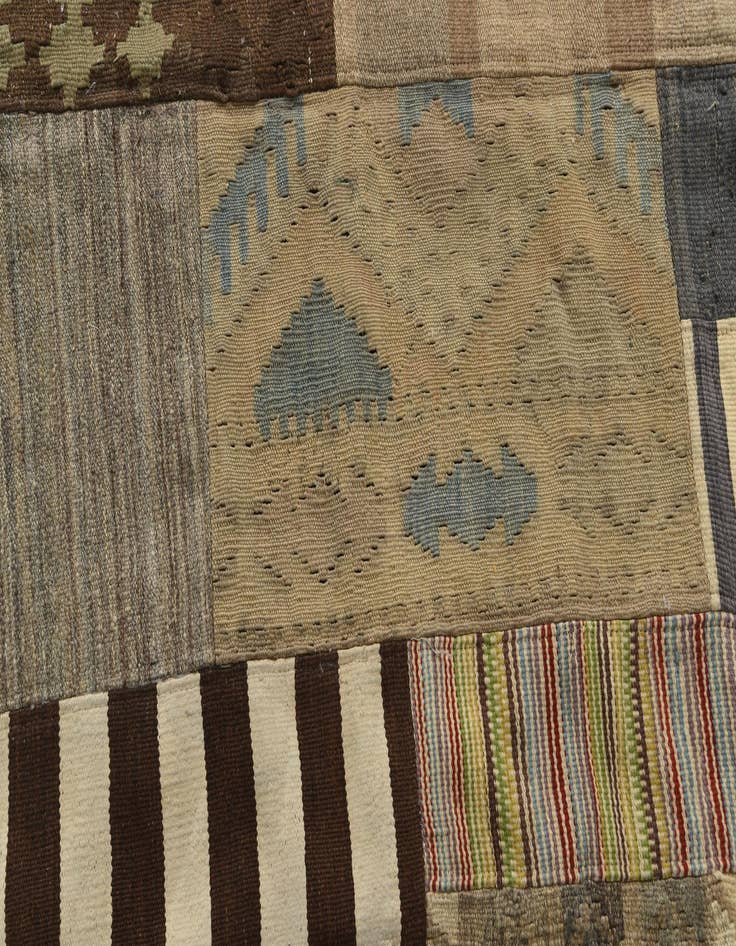 Detail image of  6' 4 x 9' 7  Hand Woven Kilim Patchwork Wool Rug