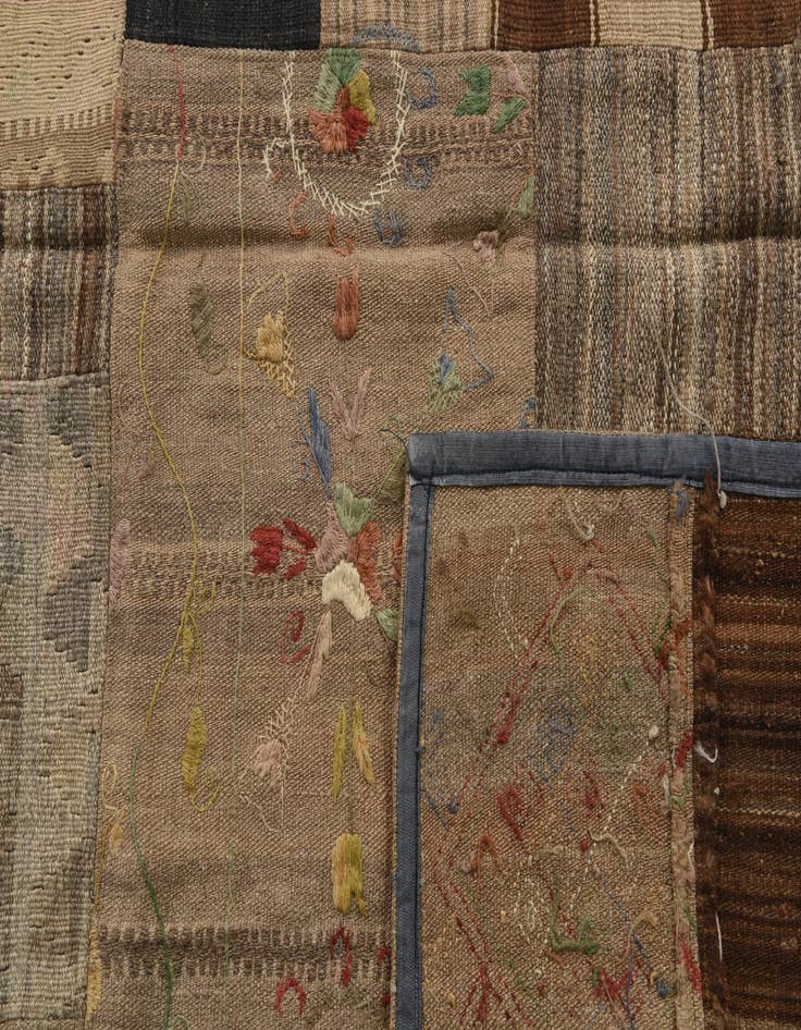 Detail image of  6' 8 x 9' 10  Hand Woven Kilim Patchwork Wool Rug