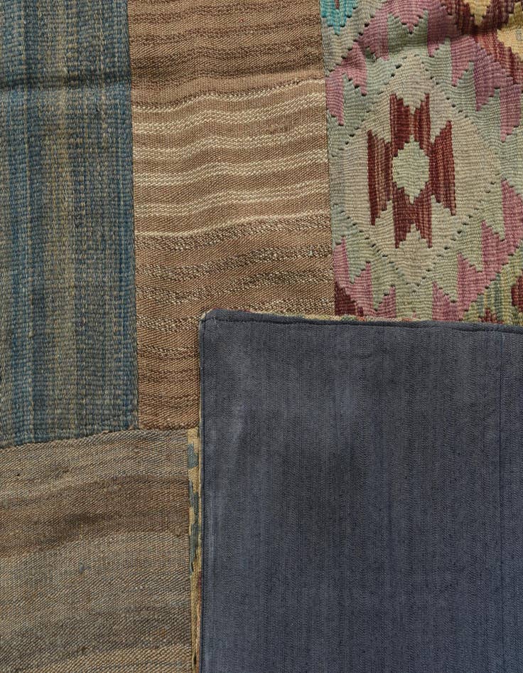 Detail image of  6' x 8' 2  Hand Woven Kilim Patchwork Wool Rug