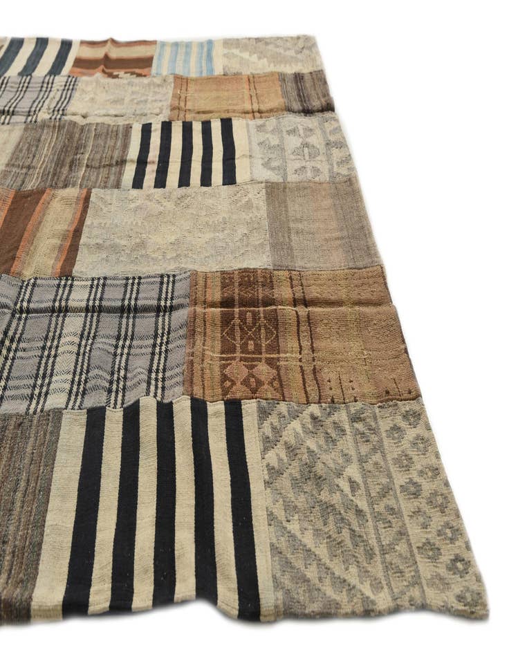 Detail image of  6' 6 x 9' 6  Hand Woven Kilim Patchwork Wool Rug