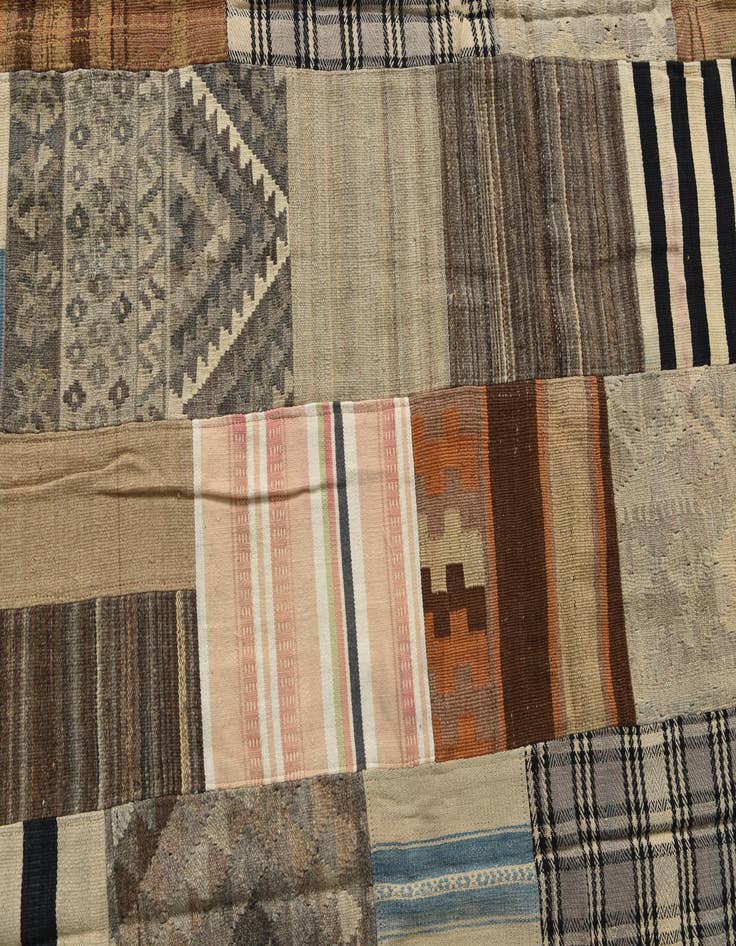 Detail image of  6' 6 x 9' 6  Hand Woven Kilim Patchwork Wool Rug