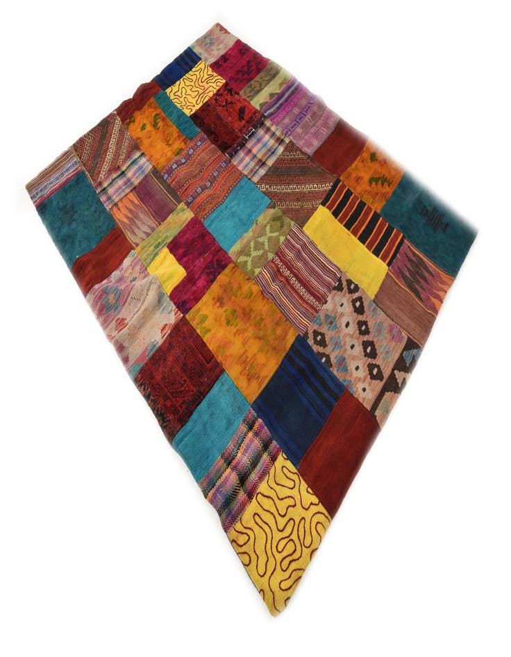 Detail image of  4' 3 x 5' 10  Hand Woven Kilim Patchwork Wool Rug