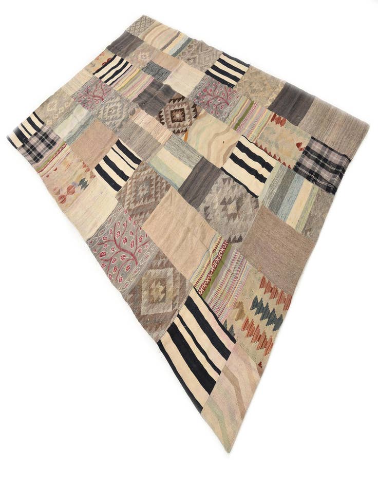 Detail image of  6' 6 x 9' 11  Hand Woven Kilim Patchwork Wool Rug