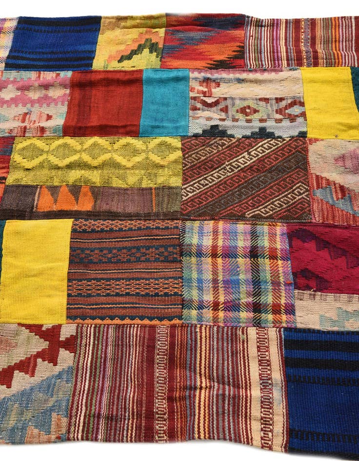 Detail image of  4' 2 x 5' 10  Hand Woven Kilim Patchwork Wool Rug