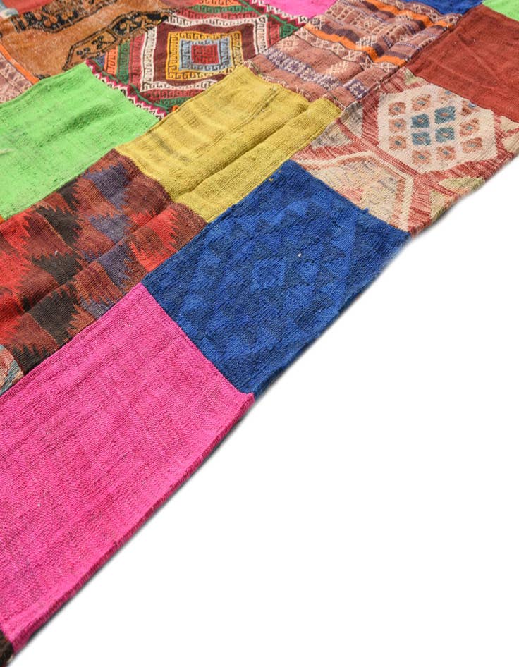 Detail image of  5' 5 x 7' 8  Hand Woven Kilim Patchwork Wool Rug