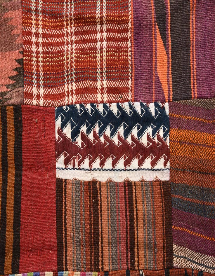 Detail image of  4' 2 x 5' 10  Hand Woven Kilim Patchwork Wool Rug