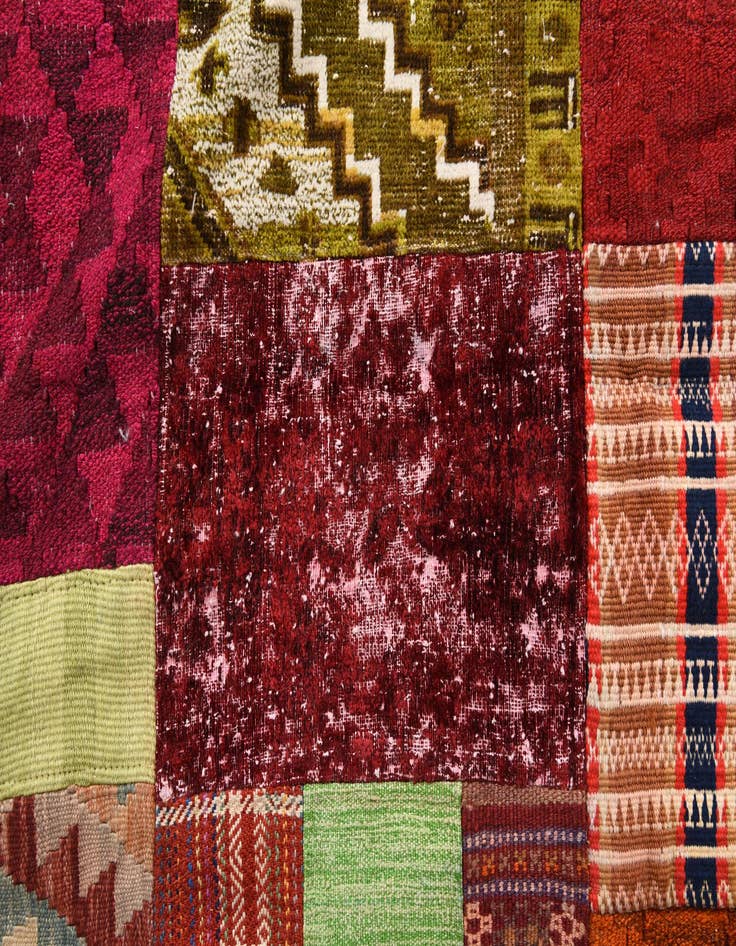 Detail image of  5' 8 x 8' 2  Hand Woven Kilim Patchwork Wool Rug