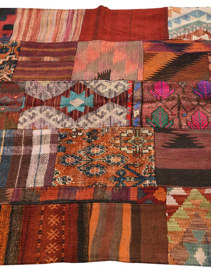 Detail image of  4' x 5' 10  Hand Woven Kilim Patchwork Wool Rug