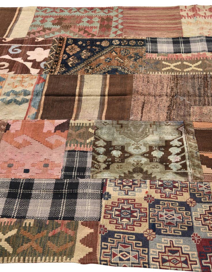 Detail image of  5' 5 x 8'  Hand Woven Kilim Patchwork Wool Rug