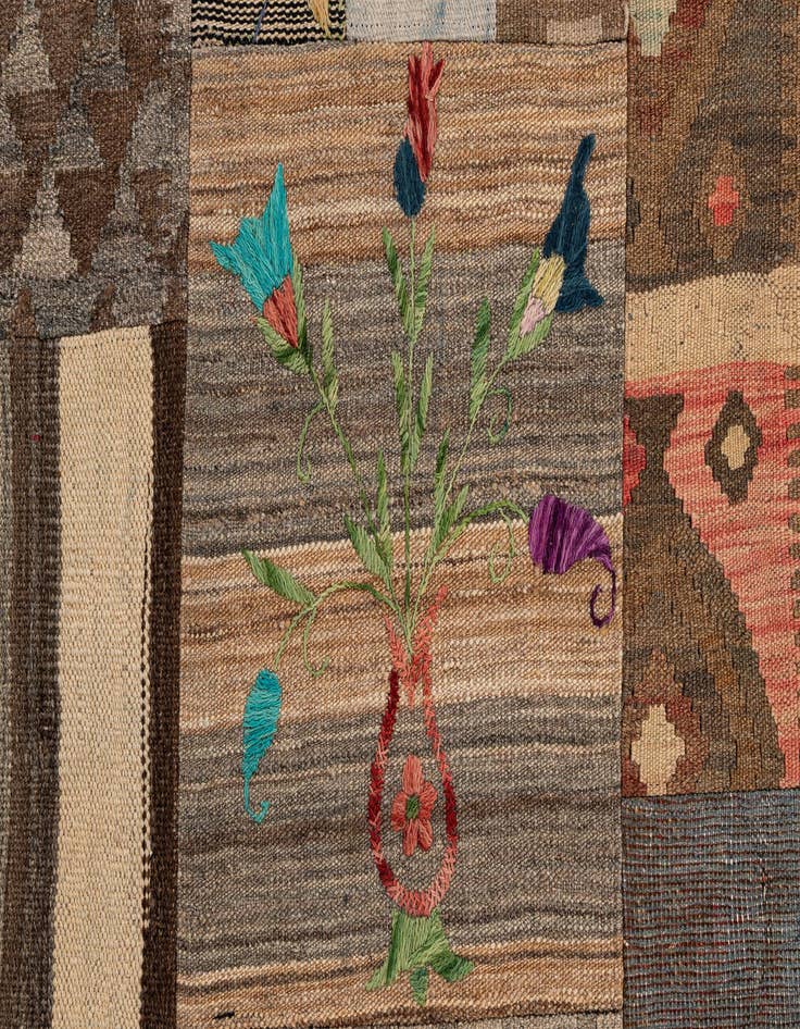 Detail image of  7' 2 x 10'  Hand Woven Kilim Patchwork Wool Rug