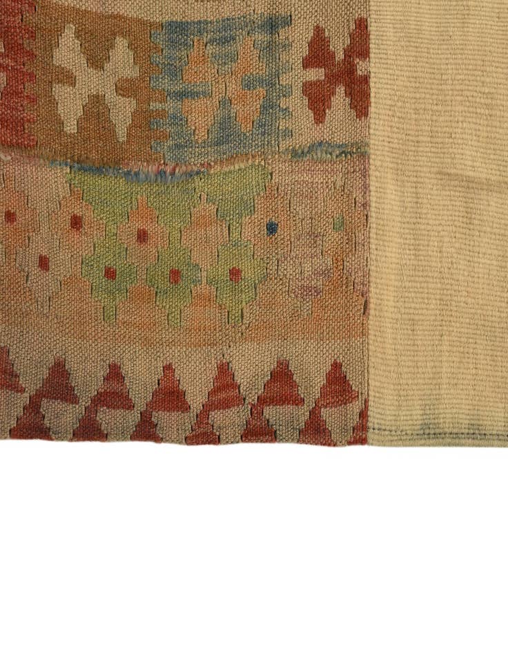 Detail image of  7' 1 x 9' 10  Hand Woven Kilim Patchwork Wool Rug