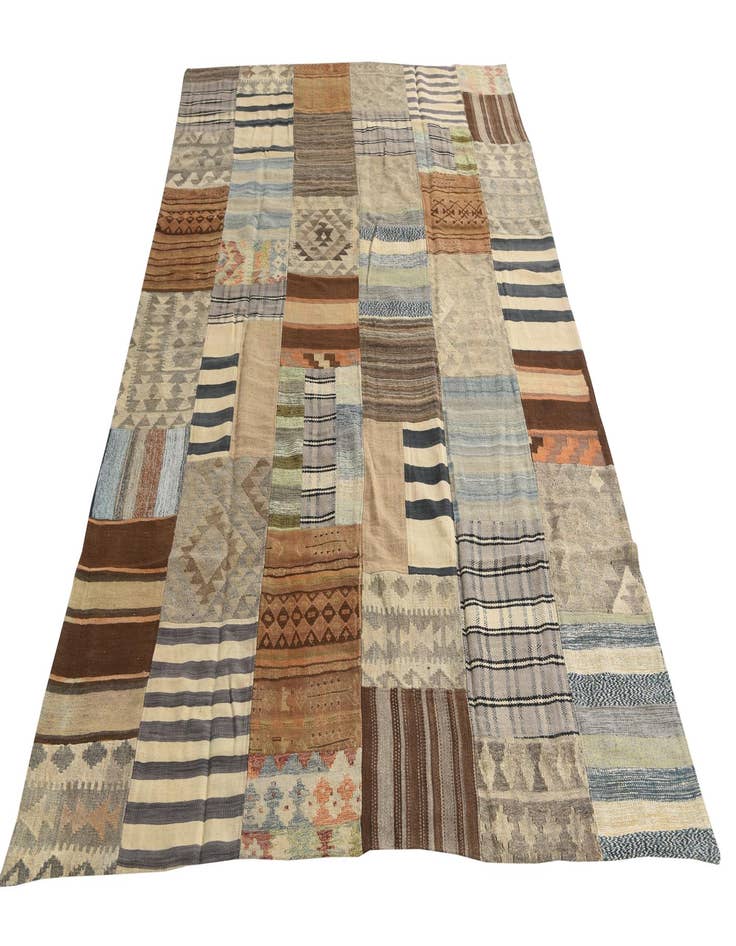 Detail image of  6' 6 x 9' 8  Hand Woven Kilim Patchwork Wool Rug