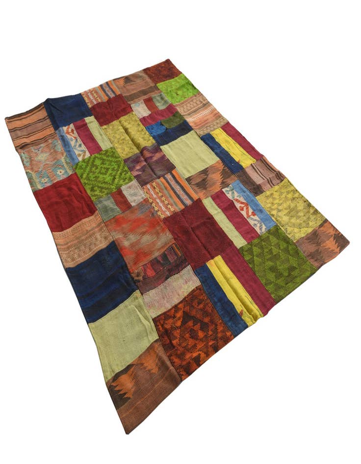 Detail image of  5' 3 x 7' 7  Hand Woven Kilim Patchwork Wool Rug