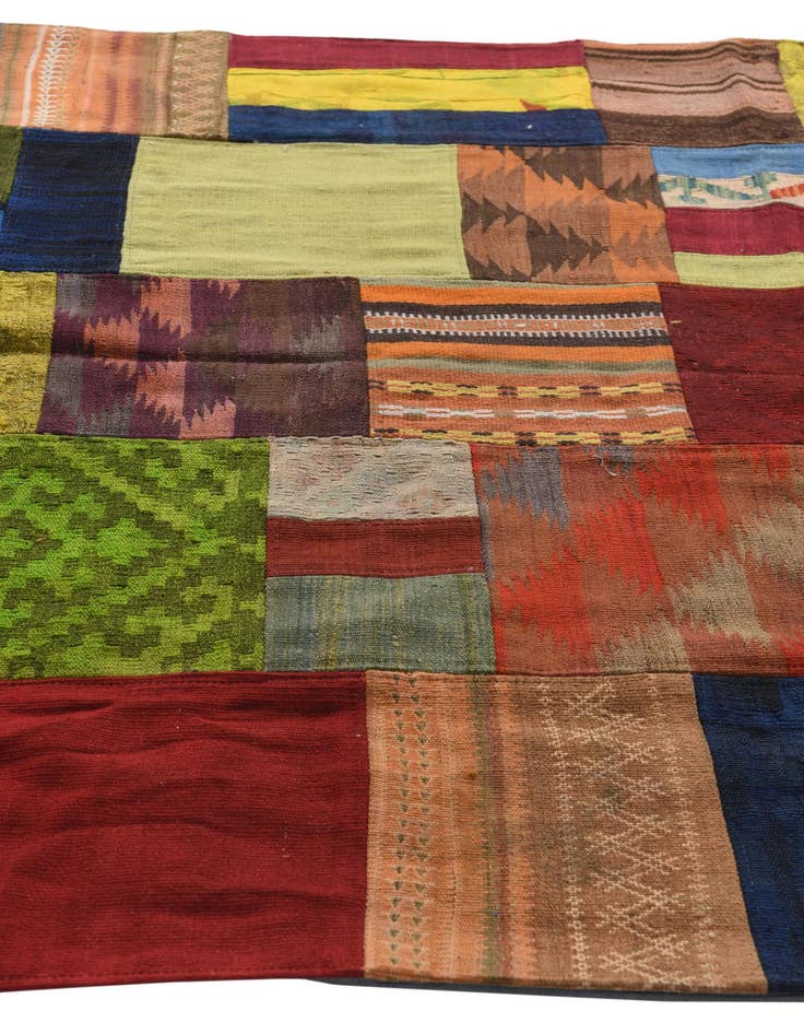 Detail image of  5' 3 x 7' 7  Hand Woven Kilim Patchwork Wool Rug