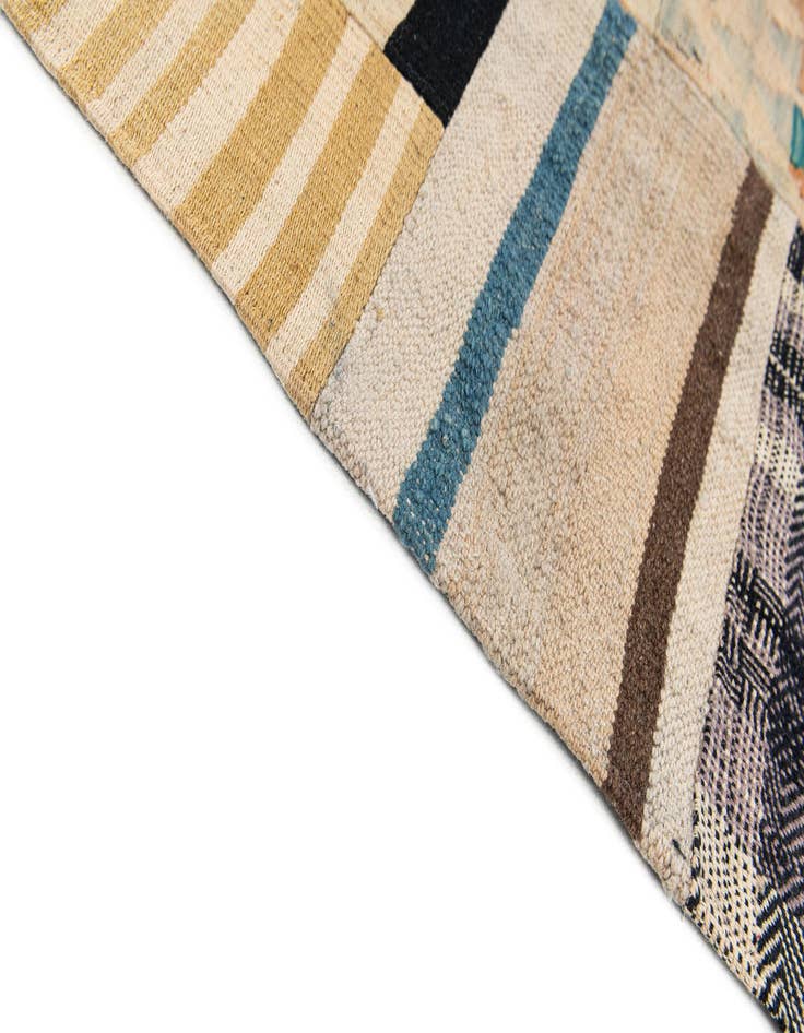 Detail image of  6' 6 x 8' 10  Hand Woven Kilim Patchwork Wool Rug