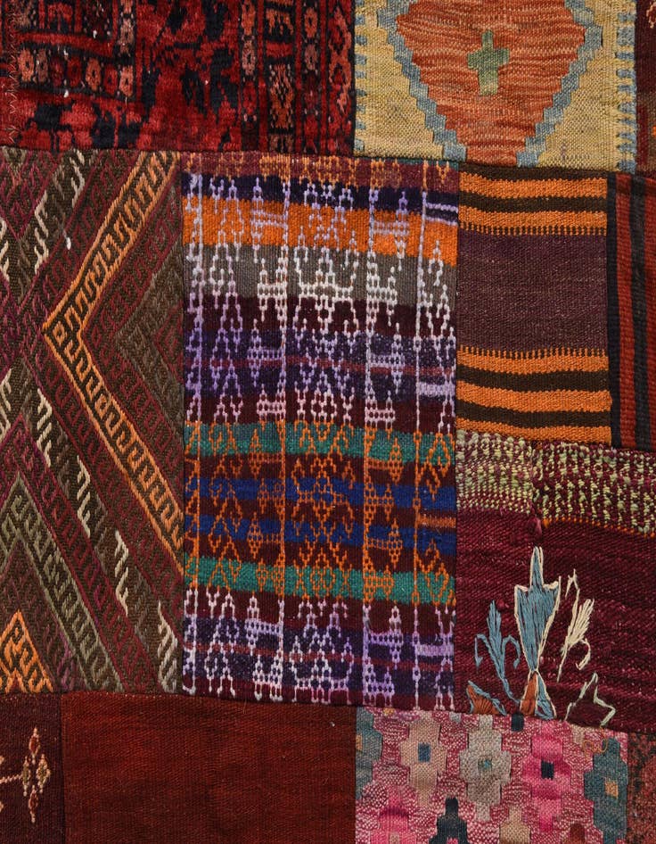 Detail image of  4' 9 x 6' 7  Hand Woven Kilim Patchwork Wool Rug