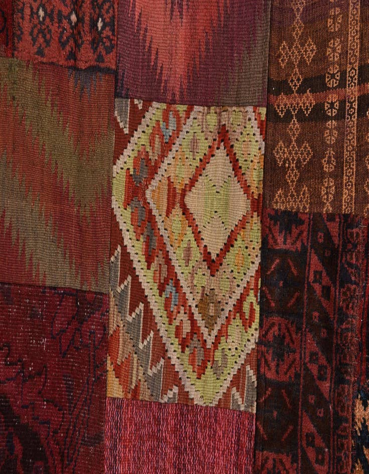 Detail image of  4' 10 x 6' 6  Hand Woven Kilim Patchwork Wool Rug