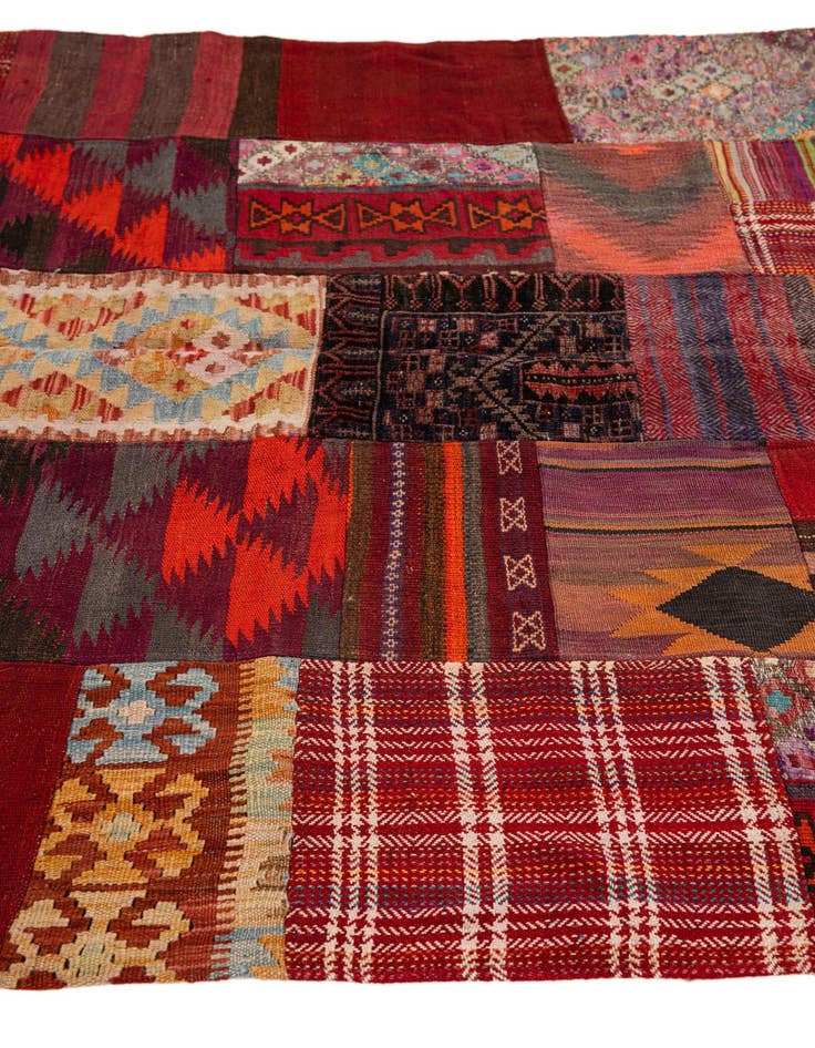 Detail image of  5' x 6' 8  Hand Knotted Kilim Patchwork Wool Rug