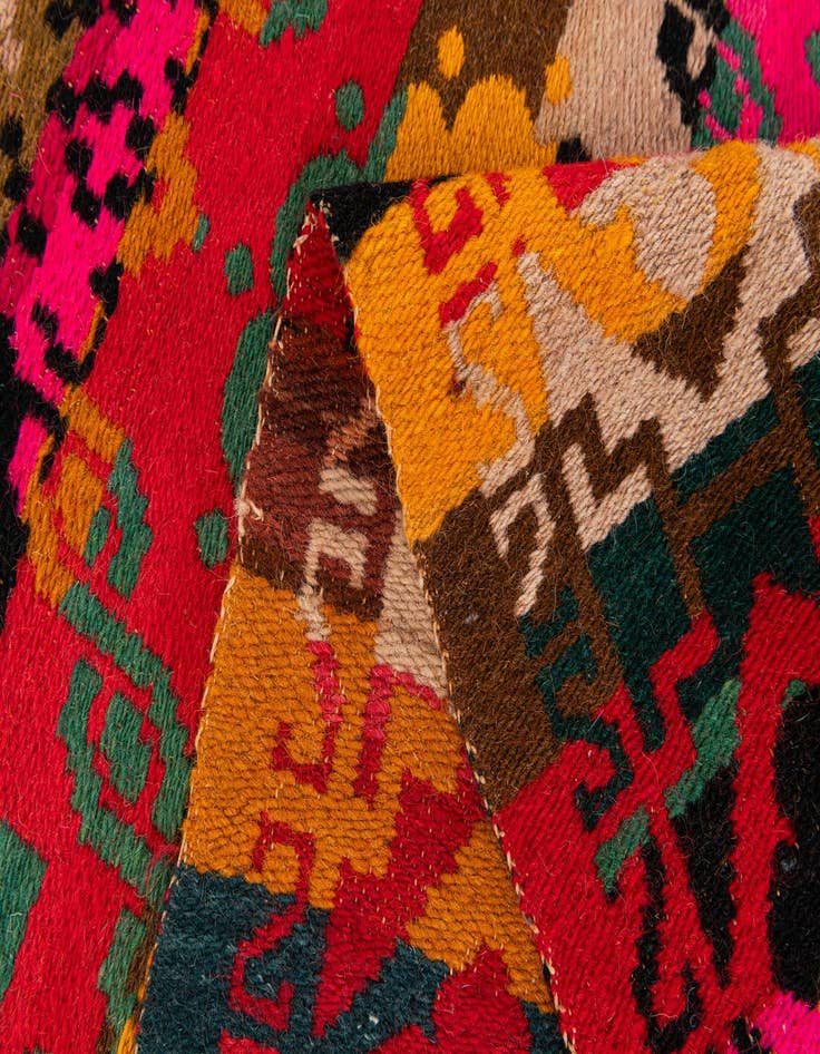 Detail image of  7' 8 x 9' 7  Hand Woven Kilim Wool Rug