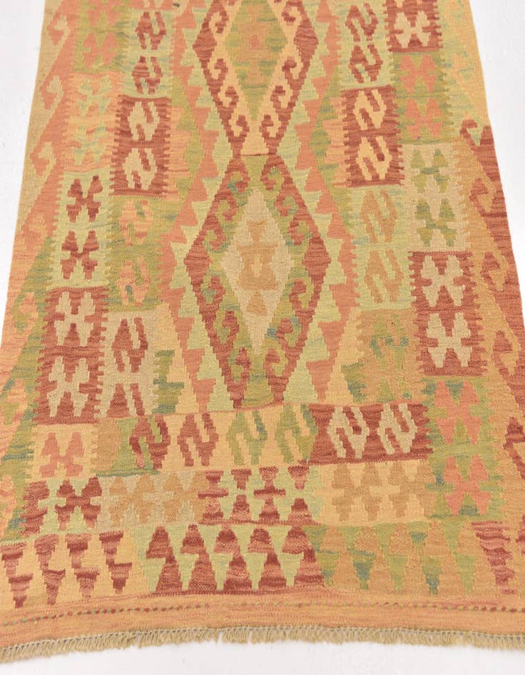 Detail image of  3' 2 x 5' 2  Hand Woven Kilim Waziri Wool Rug