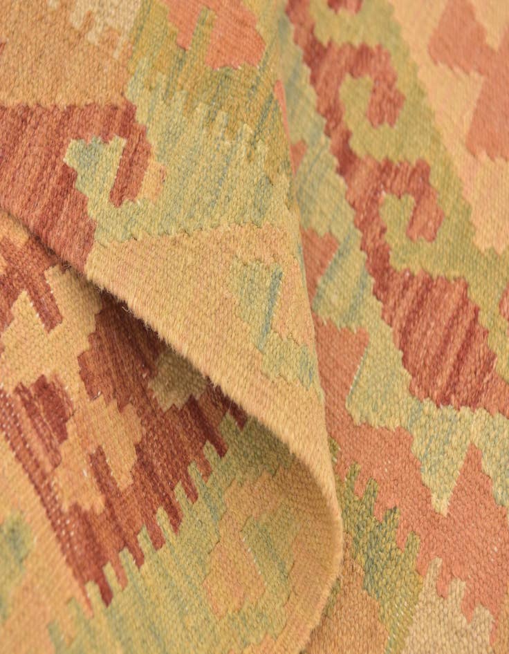 Detail image of  3' 2 x 5' 2  Hand Woven Kilim Waziri Wool Rug