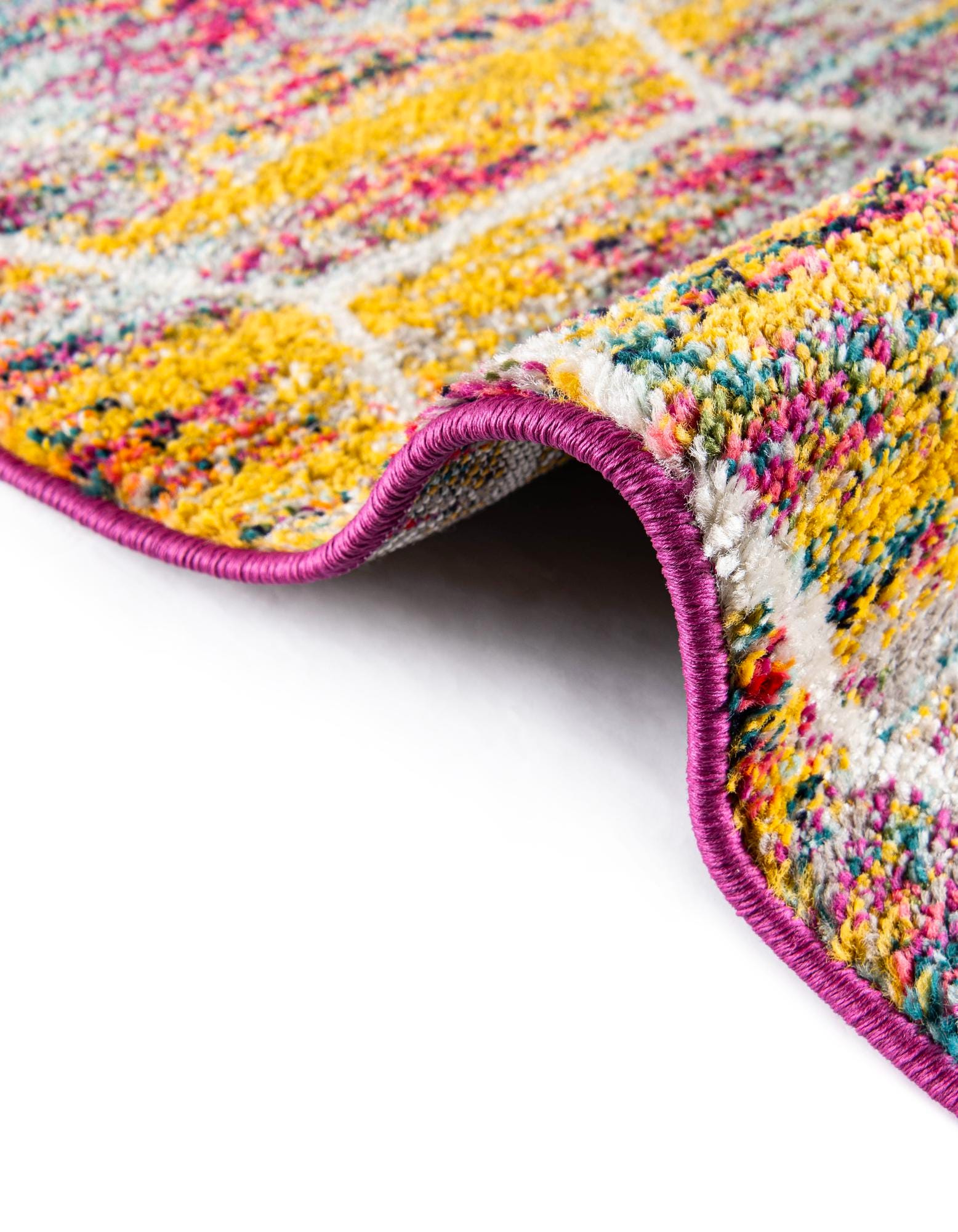 Multicolor 5' 3 x 8' Lattice Frieze Rug | Rugs.com