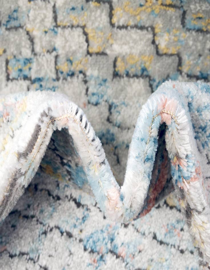 Detail image of  2' 2 x 3' Leipzig Rug