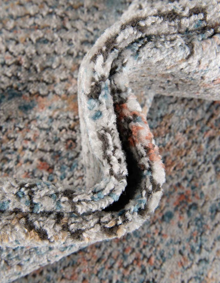 Detail image of  2' 2 x 3' Leipzig Rug