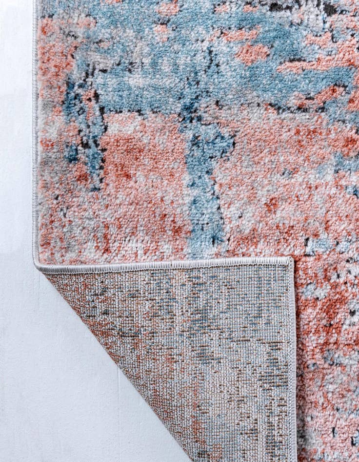 Detail image of  5' x 8' Leipzig Rug