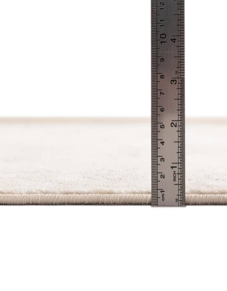 Detail image of  6' 7 x 9' 2 Leipzig Rug