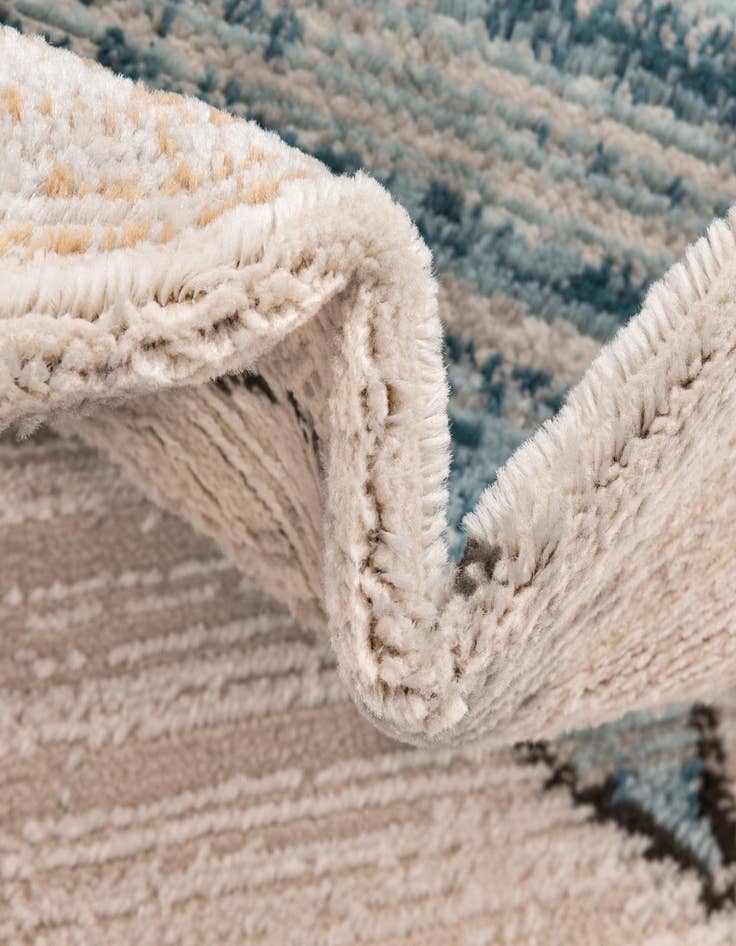 Detail image of  8' x 11' Leipzig Rug