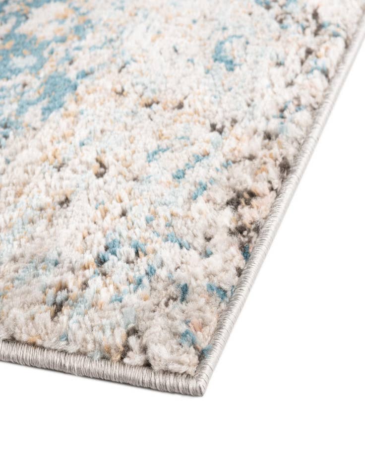 Detail image of  5' 3 x 7' Leipzig Rug