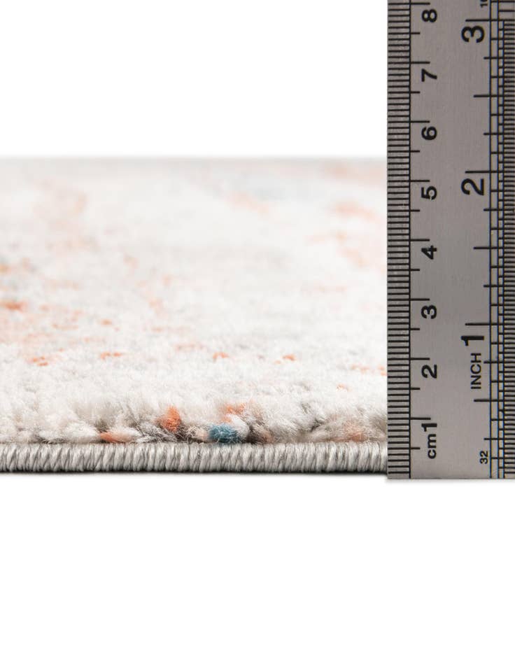 Detail image of  5' 3 x 7' 7 Leipzig Rug