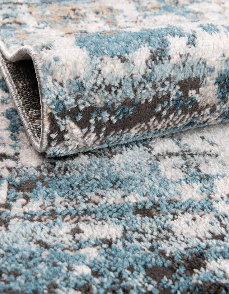 Detail image of  5' 3 x 7' 7 Leipzig Rug