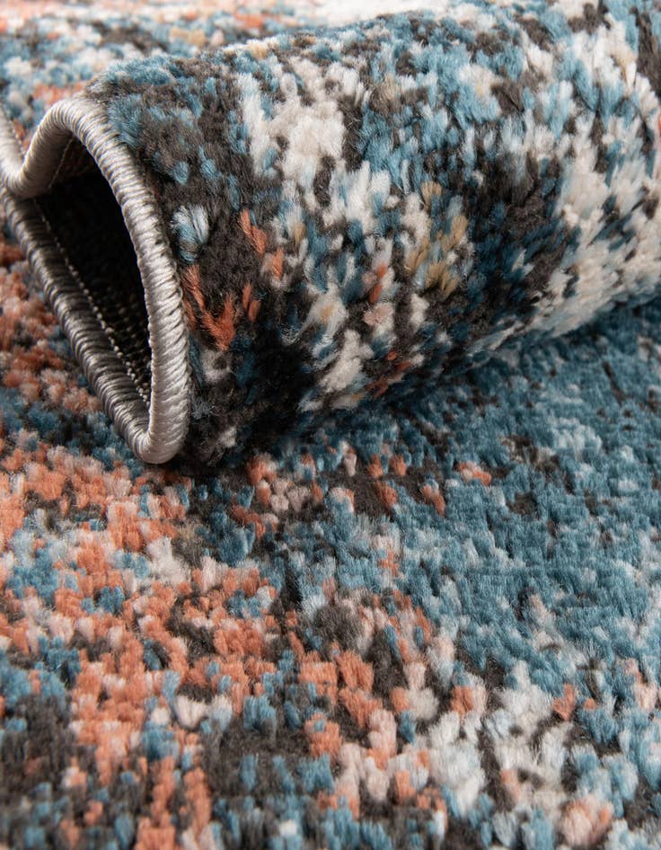 Detail image of  2' x 3' Leipzig Rug